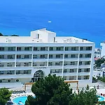 Ξενοδοχείο με διαμερίσματα Tuntas Family Κουσάντασι
