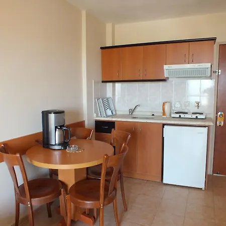 Aparthotel Tuntas Family 4*