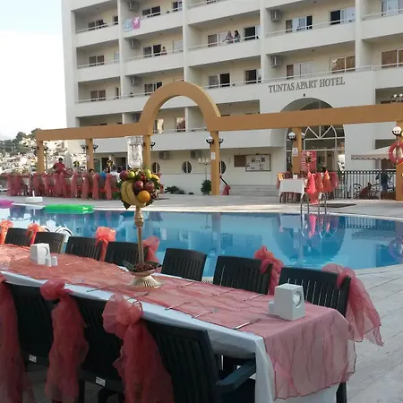Tuntas Family Aparthotel Kusadası