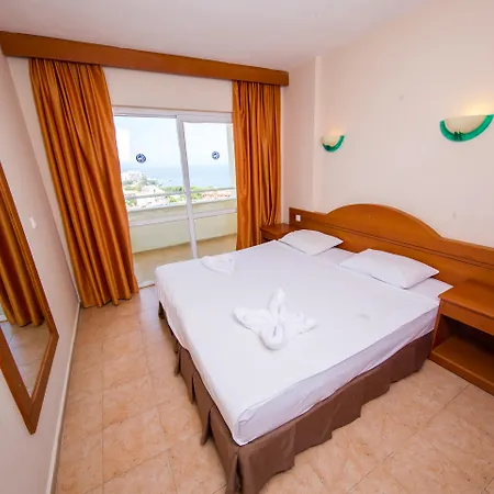 Tuntas Family Aparthotel