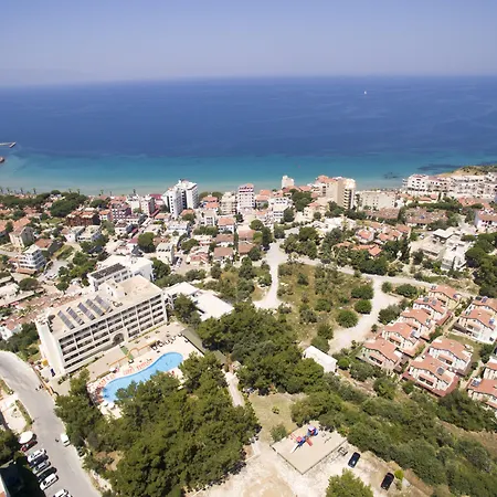 Tuntas Family 4* Kusadası