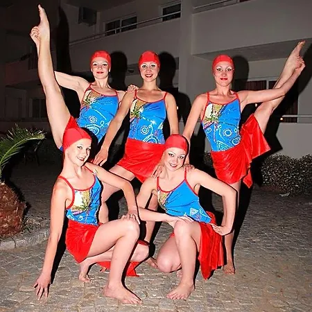 Tuntas Family Kusadası