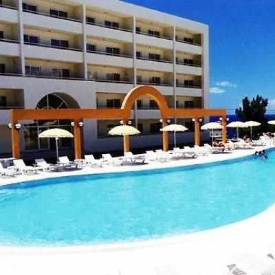 Tuntas Family Apartmanhotel Kusadası